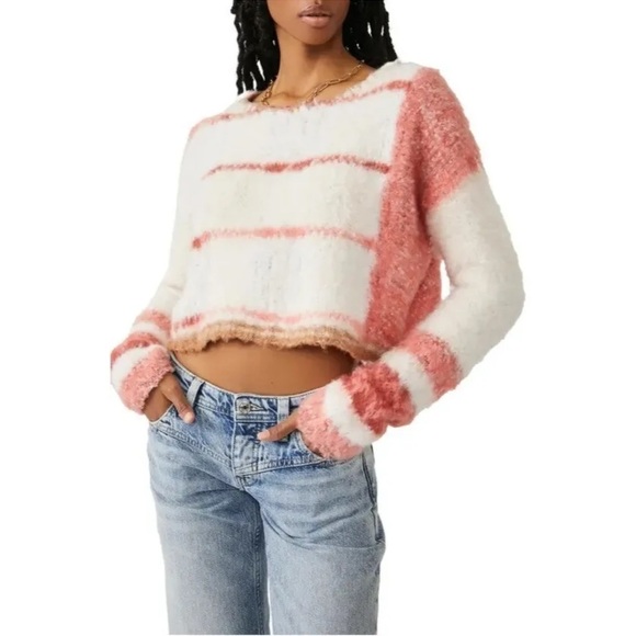 Free People Sweaters - Free People Emerson Free Champagne
Dream Comb Super Soft Pullover Size L